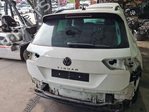 Bagklap CC/Kombi-Coupé VW TIGUAN (AD1, AX1) [2016-2024]  27996363