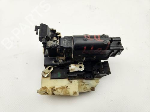 front-right-lock-dacia-duster-hs_-2010-2011-2012-2013-2014-2015-2016-2017-2018-21767954 main image
