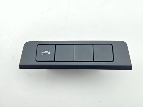 Used Switch Switch MAZDA CX-30 (DM) SKYACTIV-G M Hybrid (122 hp) 39066725 39066725