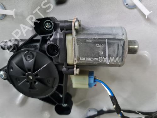 Vindusheismekanisme høyre foran AUDI A4 B9 (8W2, 8WC) 35 TDI (150 hp) 26697642