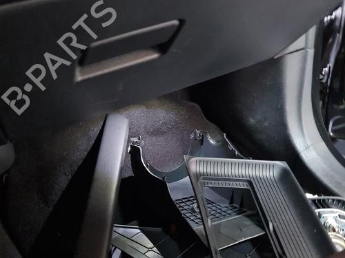 Used Glove box Glove box TOYOTA C-HR (_X1_) 2.0 Hybrid (MAXH10) (112 hp) 38512438 38512438
