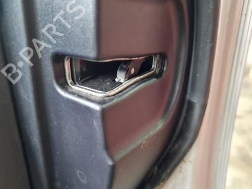 Used Front right lock LEXUS IS II (_E2_) 220d (ALE20) (177 hp) 21654294
