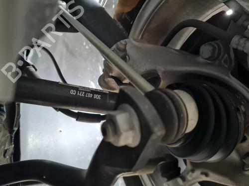 Used Left front driveshaft VW TOURAN (5T1) [2015-2026]  31813517