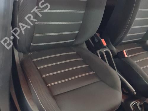 Used Right front seat Right front seat DACIA DUSTER (HM_) 1.5 dCi 115 4x4 (114 hp) 38267359 38267359