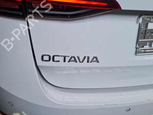 Left tailgate light SKODA OCTAVIA IV Combi (NX5, PV5) 2.0 TDi | BP35728659C79 - Image 2