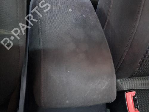 Used Armrest / Center console Armrest / Center console AUDI Q3 (8UB, 8UG) 2.0 TDI quattro (177 hp) 35962441 35962441