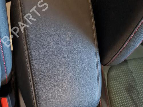 Used Armrest / Center console FORD FOCUS IV (HN) [2018-2025]  30319191