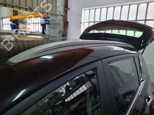 roof-bar-kia-sportage-ii-je_-km_-2004-2005-2006-2007-2008-2009-2010-2011-32528280 main image