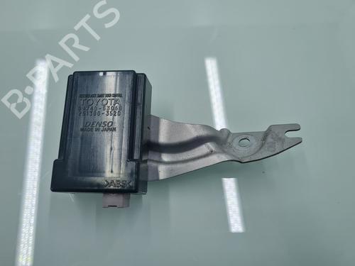 electronic-module-lexus-is-ii-_e2_-8974053060-2005-2006-2007-2008-2009-2010-2011-2012-2013-21637392 main image