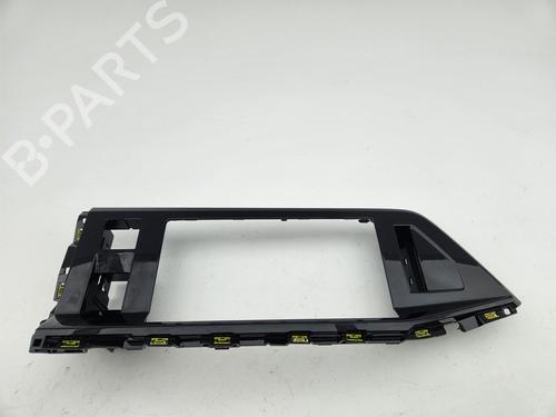 BP32444876O1 main image