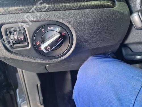 Used Headlight switch Headlight switch SEAT ALHAMBRA (710, 711) [2010-2022] 33710115 33710115