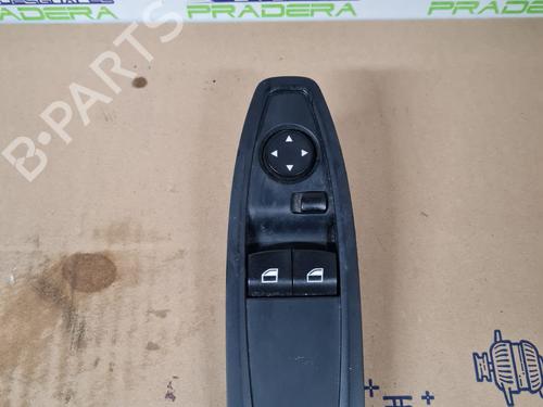 Used Left front window switch BMW 1 (F21) 116 d (116 hp) 21659795