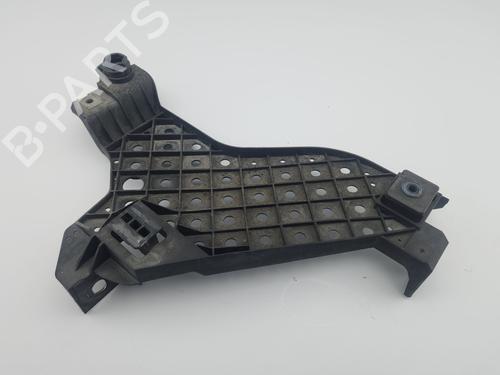 Used Right headlight support Right headlight support AUDI Q3 (8UB, 8UG) 2.0 TDI quattro (177 hp) 35986521 35986521