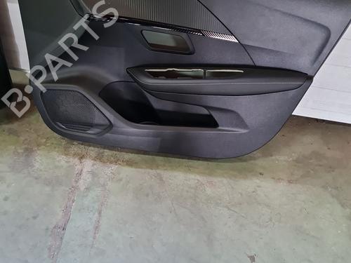 Used Front right panel Front right panel 38238532 38238532
