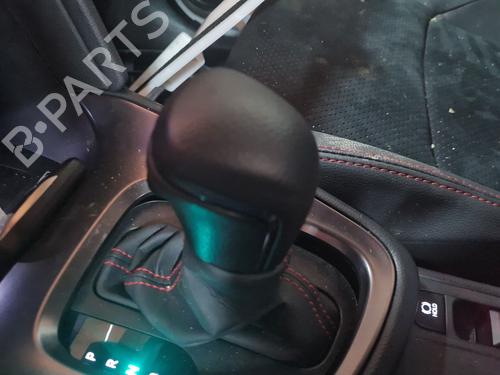 gear-lever-toyota-yaris-cross-mxp_-2020-34223356 main image