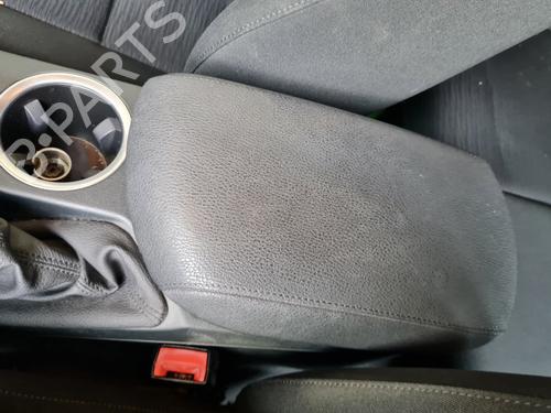 Used Armrest / Center console BMW X1 (E84) sDrive 18 d (143 hp) 24426985