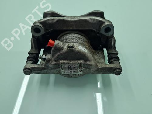 Used Right front brake caliper Right front brake caliper MERCEDES-BENZ GLA-CLASS (X156) GLA 200 CDI / d (156.908) (136 hp) 21637597 21637597