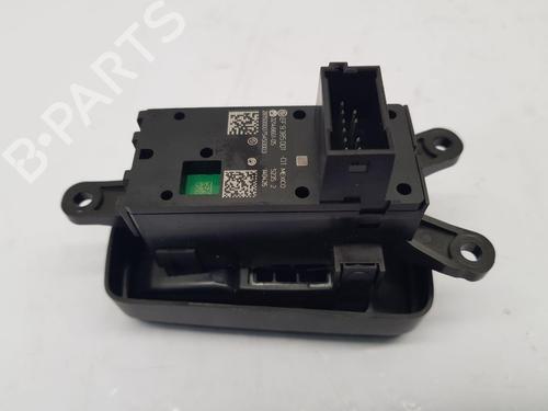 Switch BMW 2 Gran Tourer (F46) 218 i | BP32483885I30