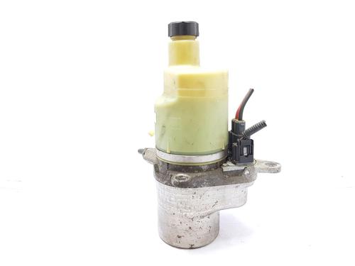 Used Steering pump VOLVO C70 II Convertible (542) D5 (180 hp) 30471584