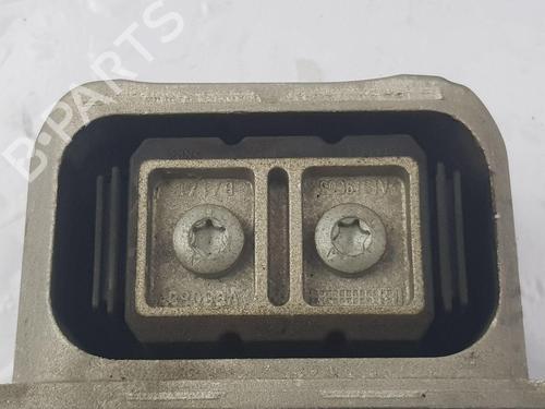 Gearbox mount BMW 1 (F40) M 135 i xDrive | BP38437027M88 - Image 3