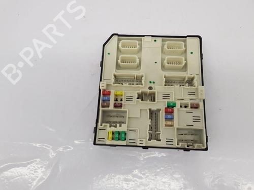 Used Fuse box Fuse box RENAULT SCÉNIC III (JZ0/1_) 1.5 dCi (110 hp) 33889961 33889961