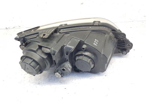 Left headlight KIA SORENTO I (JC) 2.5 CRDi | BP27372107C28 