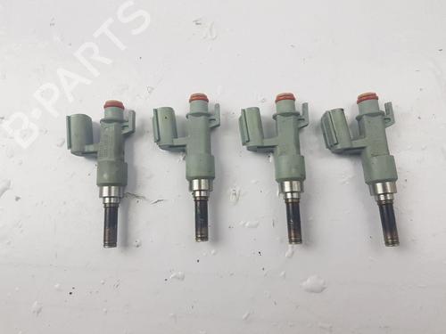 Injector Injector TOYOTA RAV 4 V (_A5_, _H5_) 2.5 Hybrid AWD (AXAP54, AXAP54L) (306 hp) 36508298 36508298