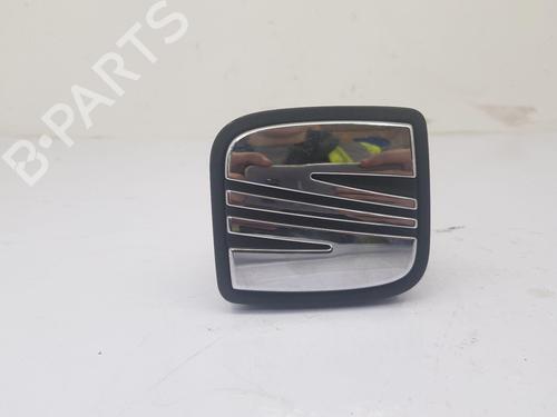 Used Tailgate handle Tailgate handle SEAT IBIZA IV ST (6J8, 6P8) 1.4 (85 hp) 34253447 34253447