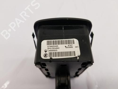 Right rear window switch MASERATI LEVANTE SUV (M161) 3.0 D Q4 | BP36052193I28 - Image 6