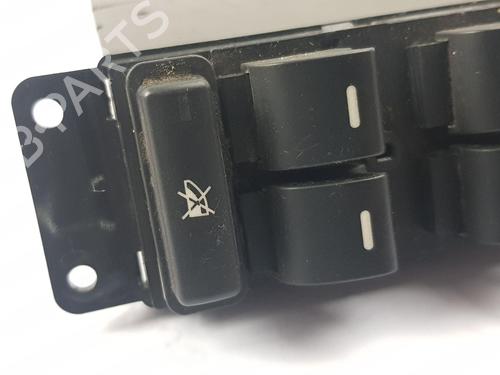 Right front window switch LAND ROVER RANGE ROVER III (L322) 3.0 D 4x4 | BP28175246I26 