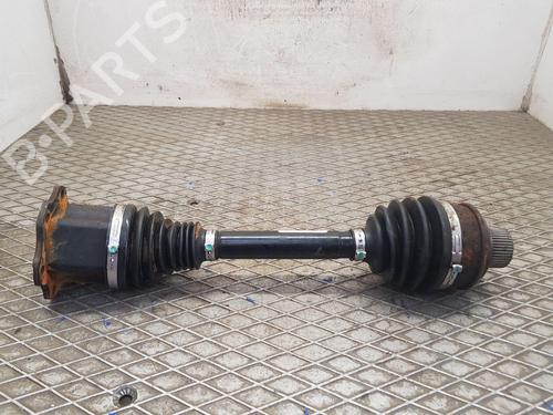 Drivaksel fortil Højre AUDI A5 (F53, F5P) RS5 TFSI quattro (450 hp) 28362822