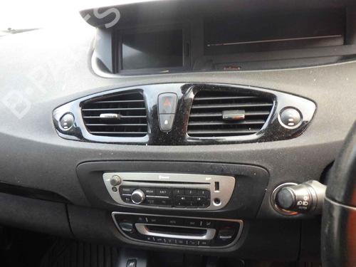 Armrest / Center console RENAULT SCÉNIC III (JZ0/1_) 1.5 dCi | BP31691191I20 