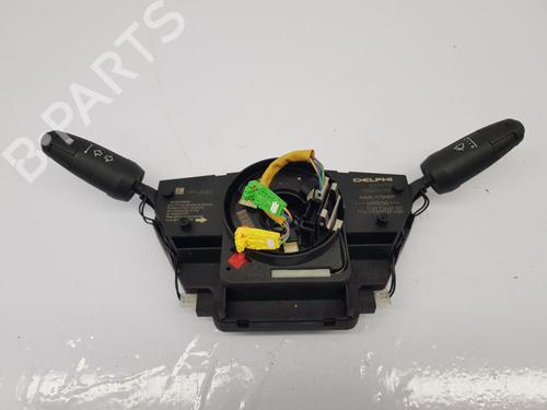 Commodo Essuie Glace / Phare VAUXHALL CORSA Mk III (D) (S07) 1.4 (L08) (101 hp) 32149071