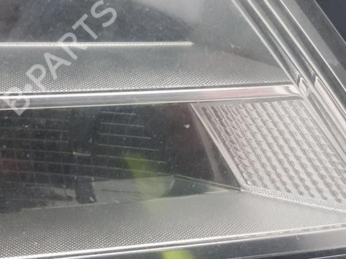 Right headlight VW PASSAT B7 (362) 1.6 TDI | BP32003789C29