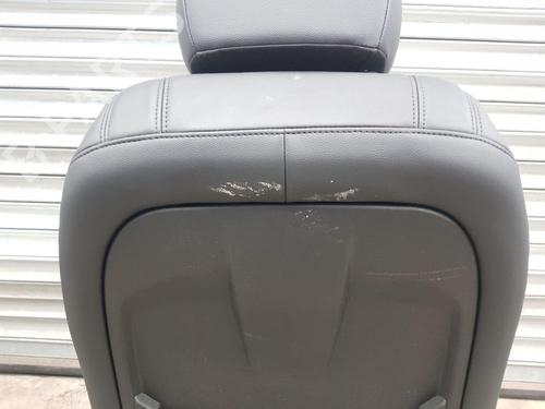 Right front seat ALFA ROMEO GIULIA (952_) 2.2 D (952AFA25, 952AFM25, 952ALA25) | BP28329809C16 