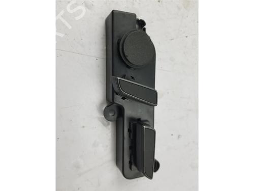 Switch TESLA MODEL Y (5YJY) EV Performance All-wheel Drive | BP38931272I30 - Image 3
