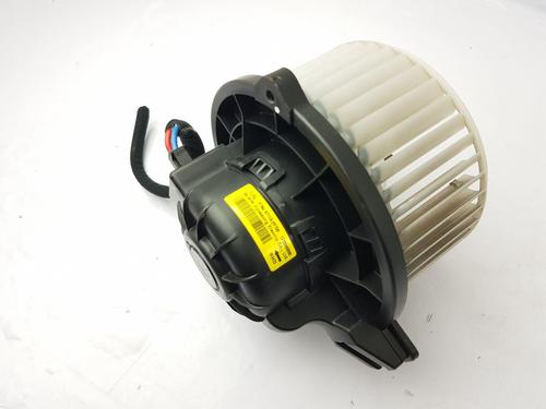 Heater blower motor KIA SORENTO III (UM)  | BP26723669M62 