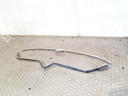 Grille CITROËN C3 III (SX) 1.2 THP 110 (SXHNPS, SXHNZT, SXHNZ6) | BP27811520C40