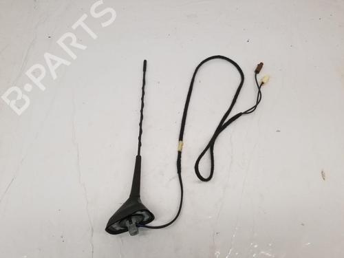 Used Antenna/Base Antenna/Base RENAULT ZOE (BFM_) ZOE (92 hp) 39978009 39978009