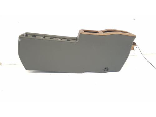 Consola central Consola central HONDA e (ZC7_) Electric (ZC7) (136 hp) 36280740 36280740