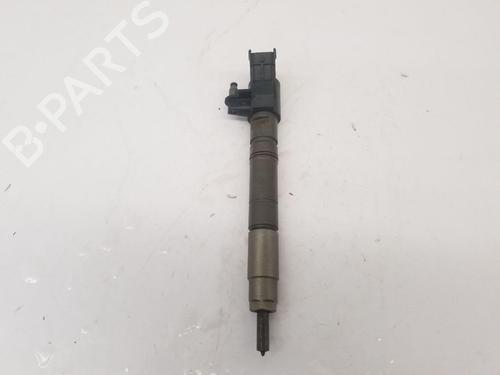 Inyector Inyector LAND ROVER DISCOVERY IV (L319) 3.0 SDV6 4x4 (256 hp) 39749654 39749654