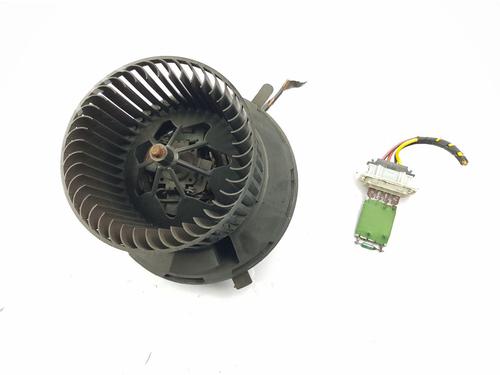 Used Heater blower motor VW GOLF VI (5K1) 2.0 TDI (140 hp) 29492669