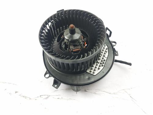 Used Heater blower motor AUDI A3 Sportback (8VA, 8VF) 1.0 TFSI (115 hp) 32306517