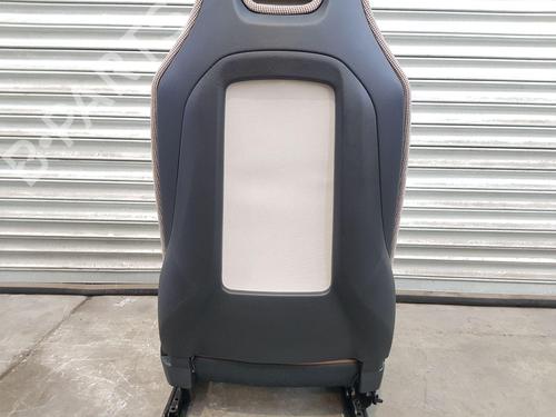 Stol venstre foran BMW i3 (I01) Electric | BP30445554C15 