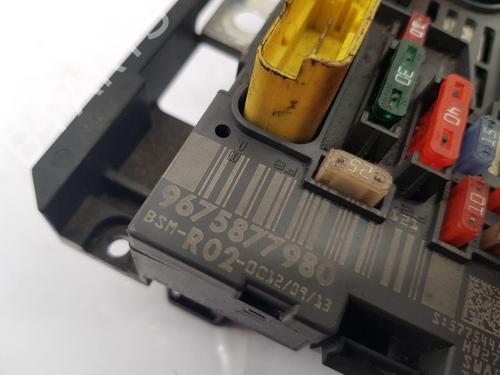 Fuse box PEUGEOT RCZ 2.0 HDi | BP31663658E1 