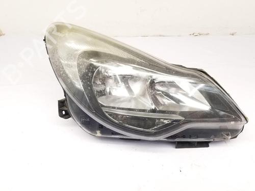 Used Right headlight VAUXHALL CORSA Mk III (D) (S07) 1.0 i 12V (L08) (65 hp) 26692864