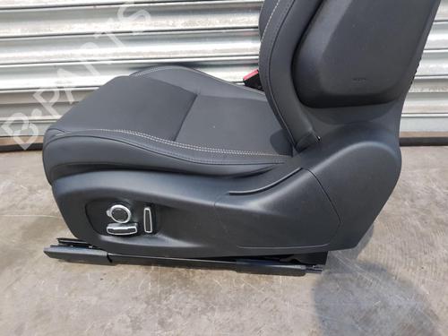 Right front seat JAGUAR I-PACE (X590) EV400 AWD | BP30914913C16 