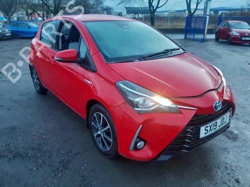 Left mirror TOYOTA YARIS (_P13_) 1.5 Hybrid (NHP130_, NHP130) | BP32398102C26