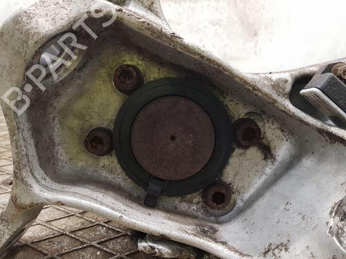 Left front steering knuckle MCLAREN 720S 4.0 | BP30690009M25