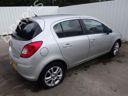 Engine control unit (ECU) VAUXHALL CORSA Mk III (D) (S07) 1.3 CDTI (L08) | BP40015840M57 - Image 10